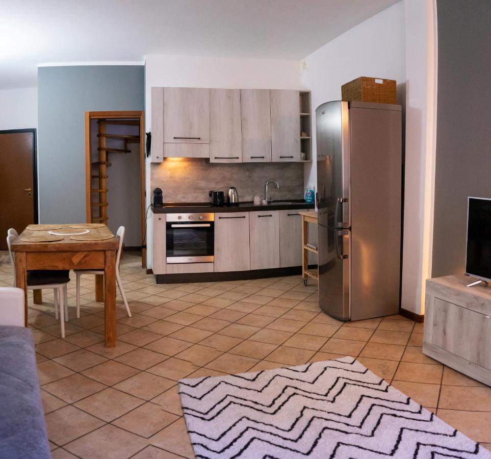 レッコLa Casa Di Aleアパートメント エクステリア 写真
